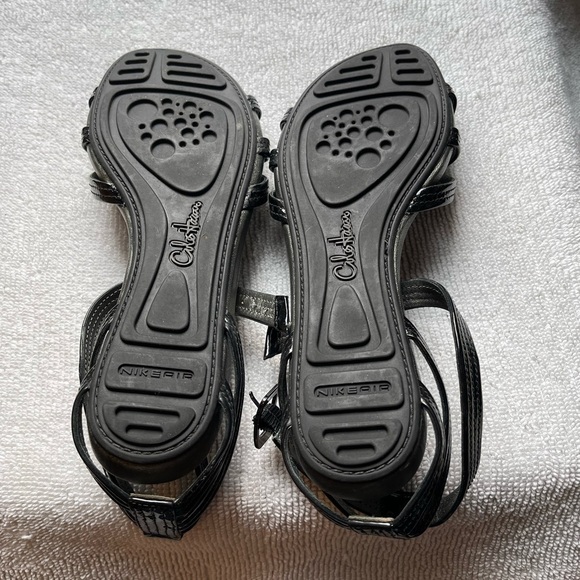 Cole Haan Nike Air strappy patent leather sandals. - Picture 2 of 3